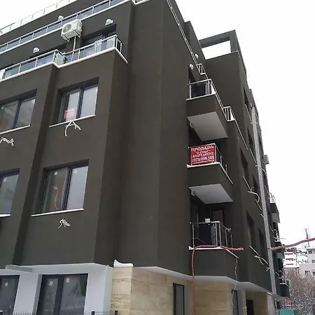 Red Stars Vitosha - Free Parking Apartment Sofia